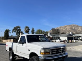 1996 Ford F-150 4×4 OBS Red interior