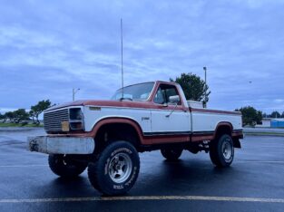 1984 Ford F250 4×4